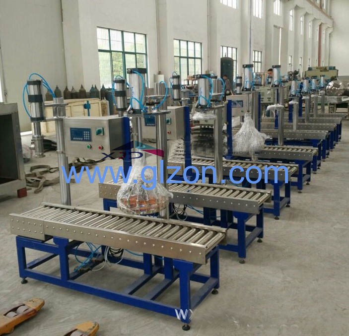 液體灌裝機,稱(chēng)重灌裝機,定量灌裝機