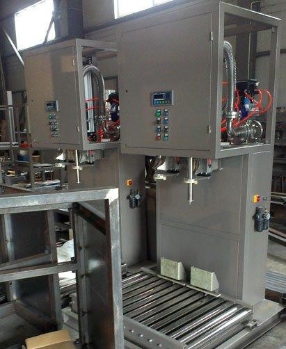 全自動(dòng)灌裝機|干粉砂漿包裝機|自動(dòng)灌裝機|噸袋包裝機|防爆灌裝機|涂料灌裝機|潤滑油灌裝機|液體灌裝秤|油漆灌裝機 全自動(dòng)灌裝機|干粉砂漿包裝機|自動(dòng)灌裝機|噸袋包裝機|防爆灌裝機|涂料灌裝機|潤滑油灌裝機|液體灌裝秤|油漆灌裝機
