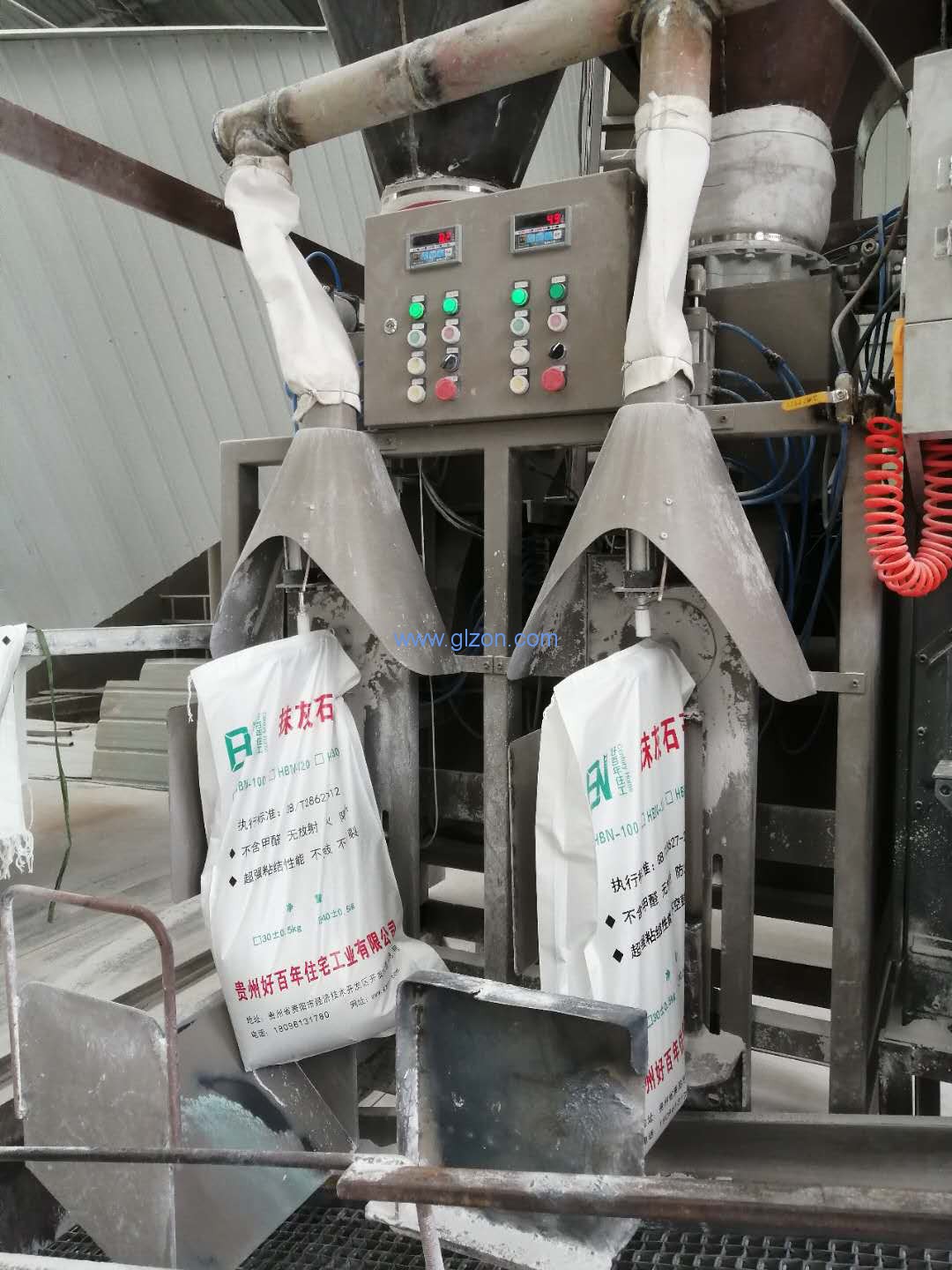 干粉砂漿包裝機,噸袋包裝機,液體灌裝機,灌裝設備廠(chǎng)家