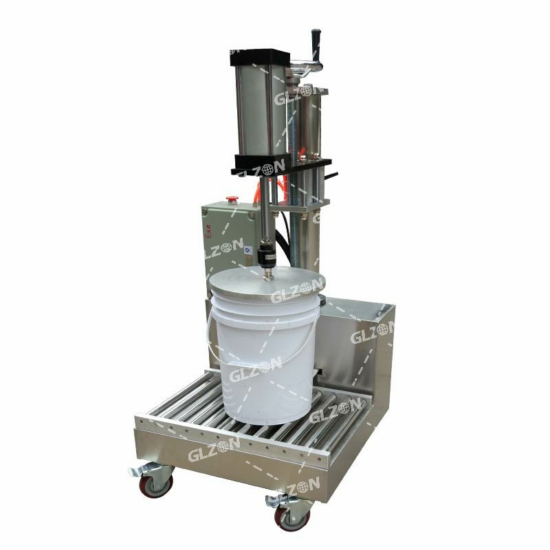 液體灌裝機,稱(chēng)重灌裝機,定量灌裝機 液體灌裝機,稱(chēng)重灌裝機,定量灌裝機