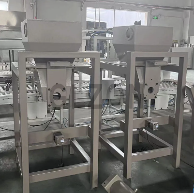 液體灌裝機,稱(chēng)重灌裝機,定量灌裝機 液體灌裝機,稱(chēng)重灌裝機,定量灌裝機