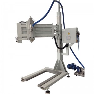 自動(dòng)定量壓蓋機 200L聚醚壓蓋機